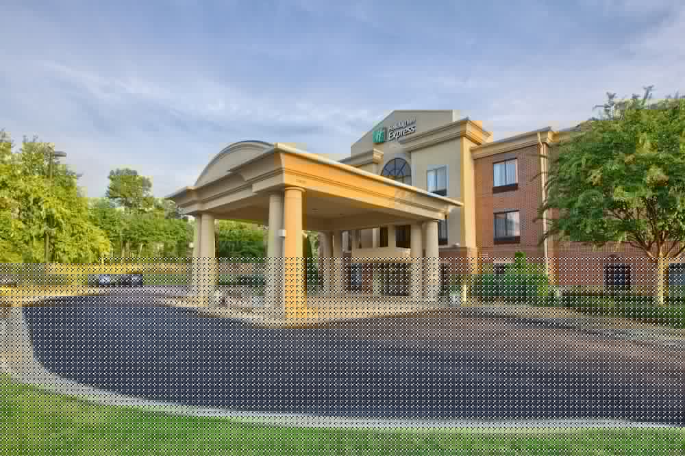 Фото Holiday Inn Express & Suites Raleigh North - Wake Forest, an Ihg Hotel