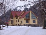 Orlinoye Gnezdo (selo Tegenekli, Balkarskaya ulitsa, 31), hotel