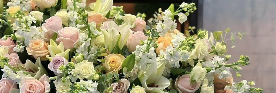 Flower shop Les Trois Fleurs, Dubai, photo