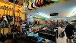Trigon (İzmir, Konak, Gazi Blv., 73), music store