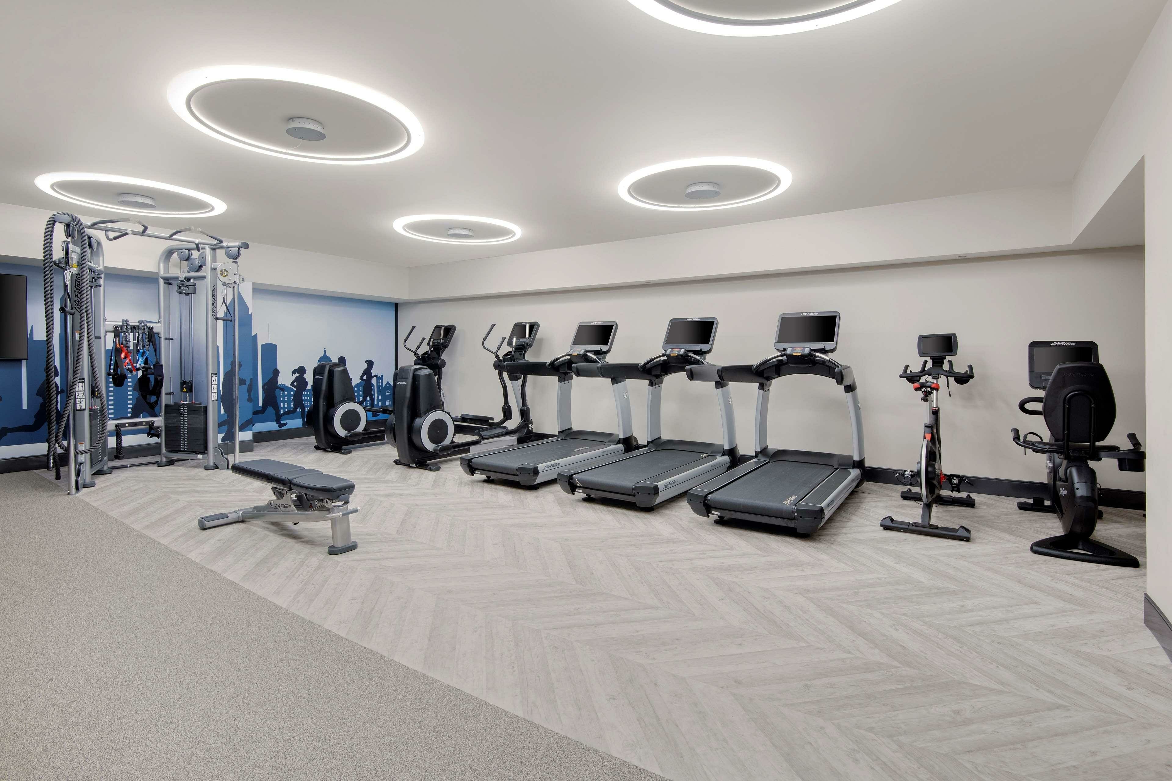 Фото Embassy Suites by Hilton Atlanta Buckhead