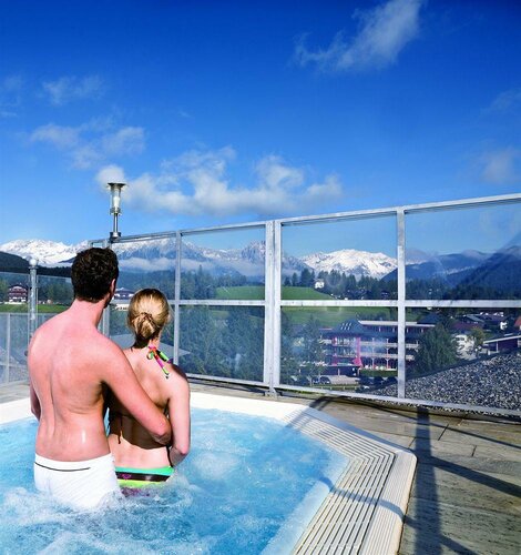 Внешний вид отеля Das Kaltschmid - Familotel Tirol в Зеефельде ве Тироле, фото 2