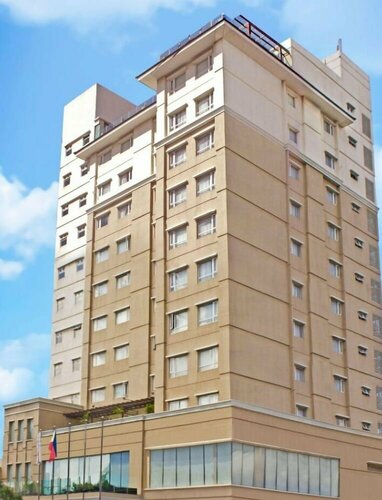 Внешний вид отеля Harolds Evotel Cebu в Себу, фото 3