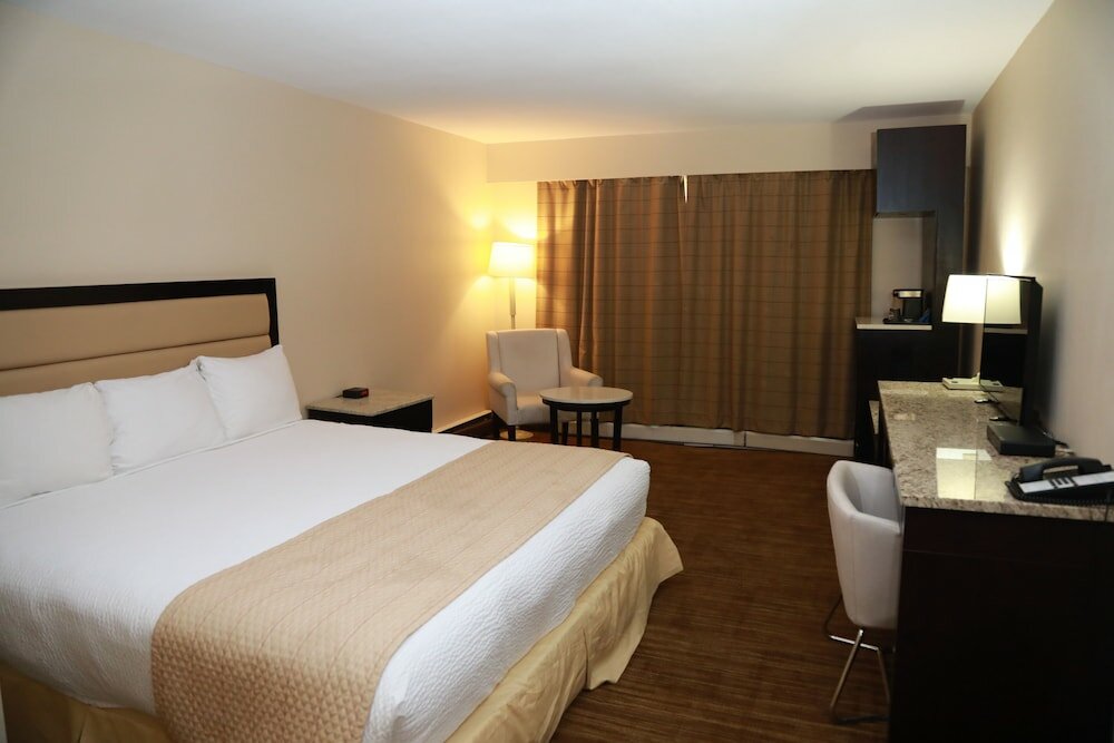 Фото Connaught Motor Inn