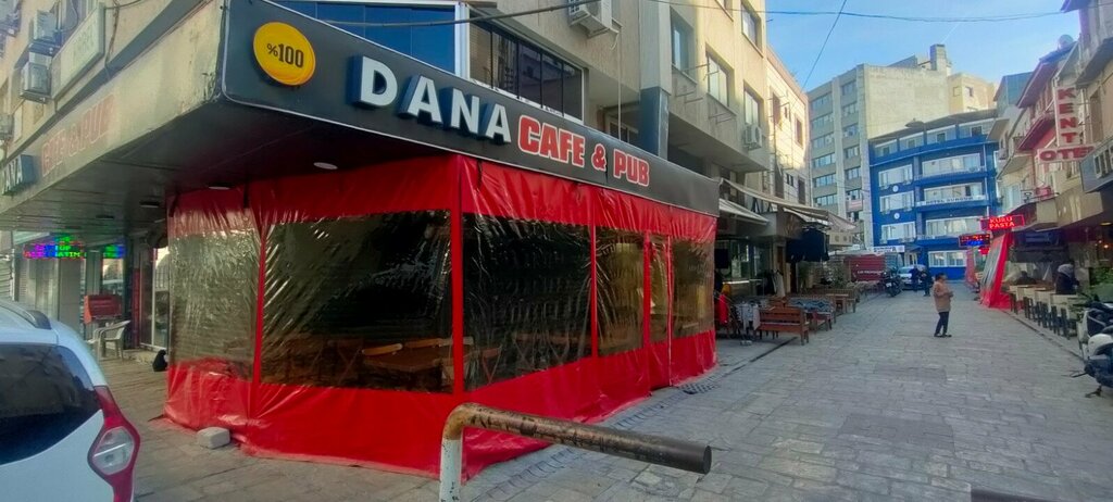 Bar, pub Dana Cafe & Pub, Izmir, photo