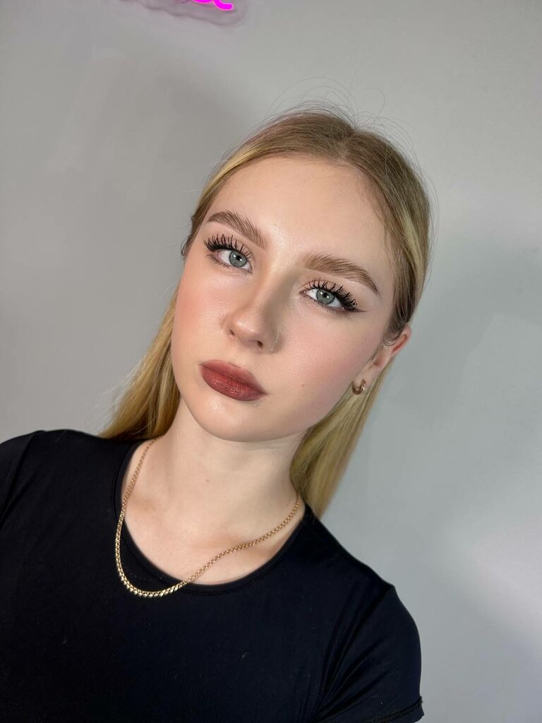 Eyebrow and eyelash salon Mari, Almaty, photo