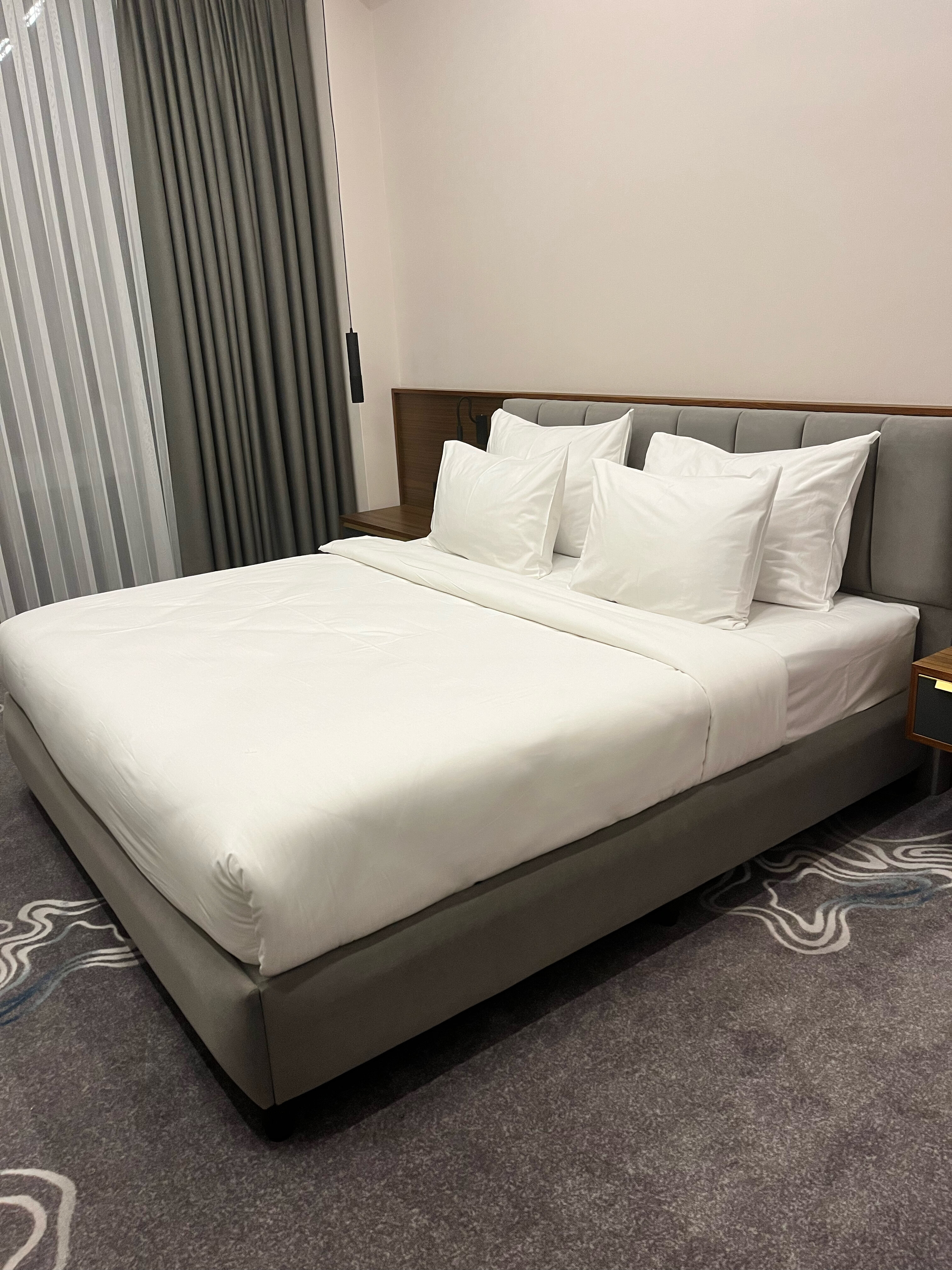 Фото Riviera Hotel