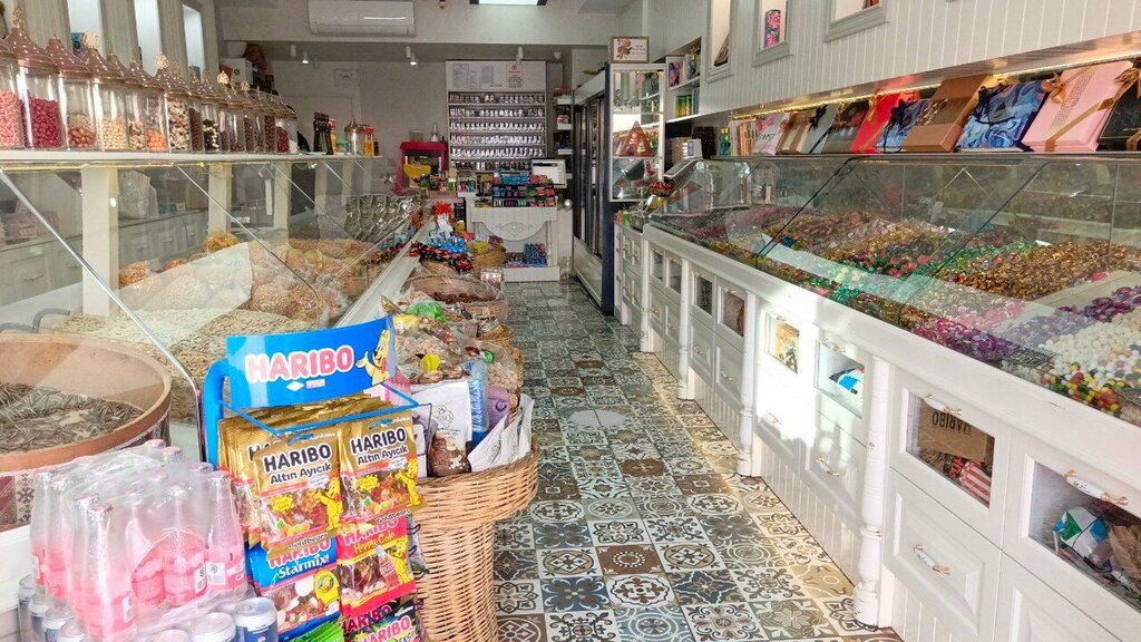 Nuts, snacks, dried fruits Ipek Dede Nuts and Chocolate, Konya, photo