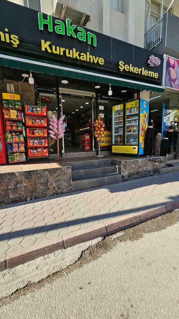 Nuts, snacks, dried fruits Cerezci, Adana, photo