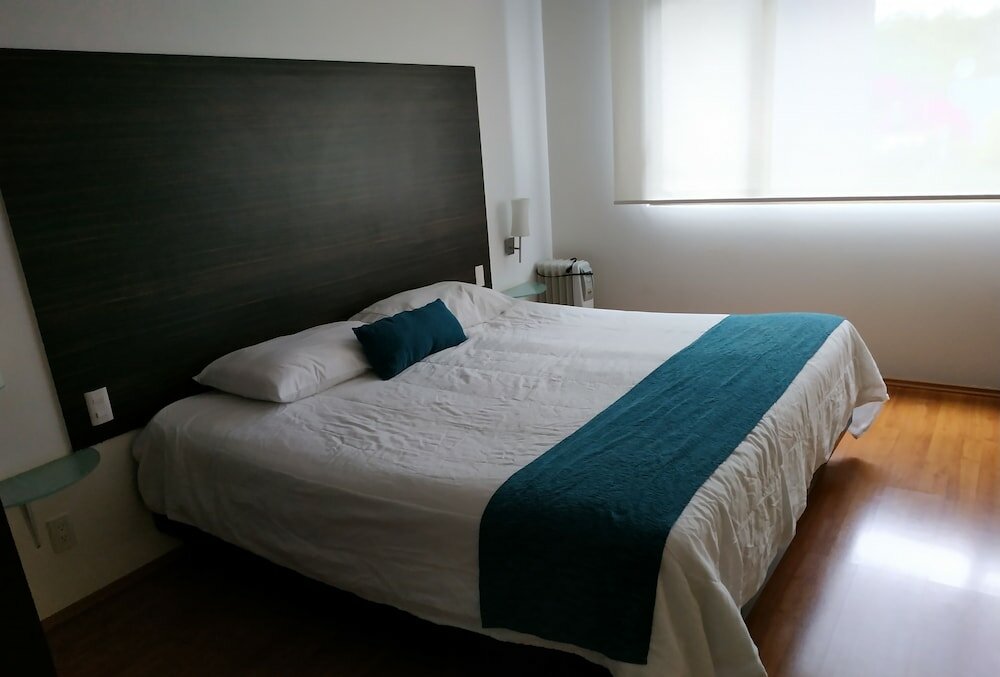 Фото Grupo Kings Suites Alfredo de Musset