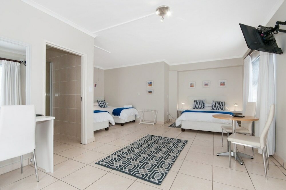 Фото Millard Crescent Guest House