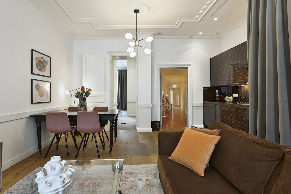 Фото 6 Rooms - Garnisongasse