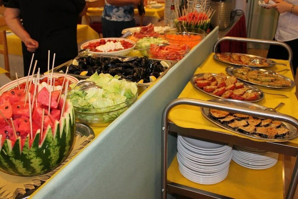 Фото Hotel Madrid