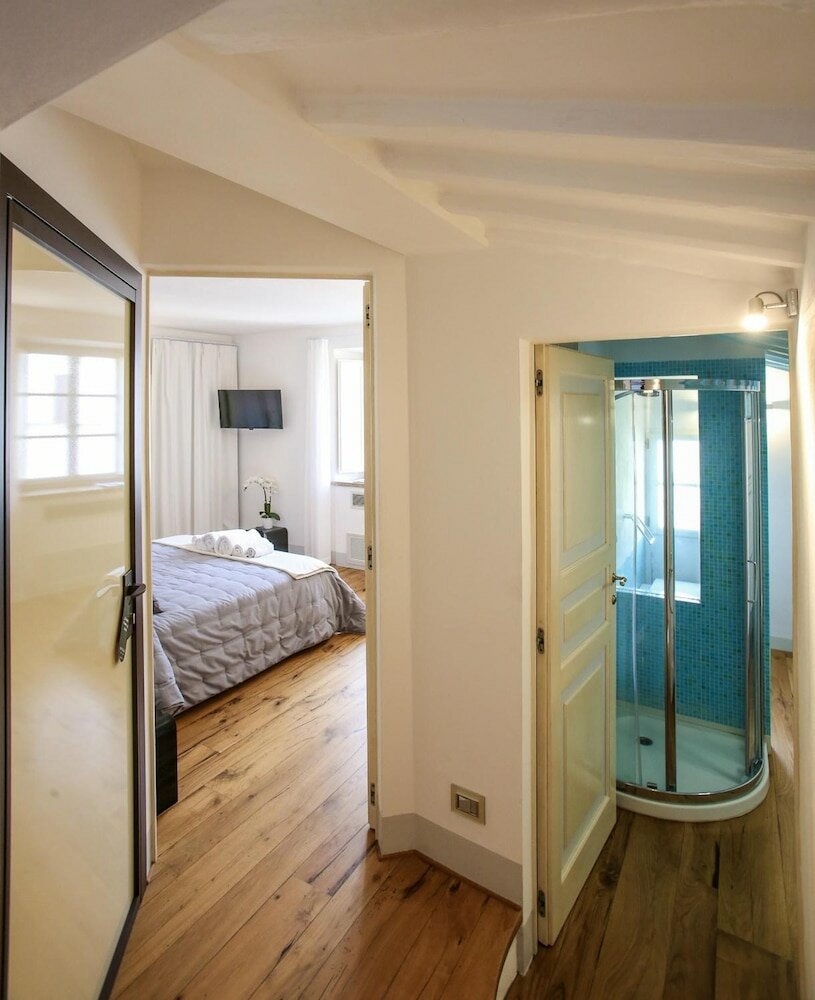 Фото B&b Le Logge Luxury Rooms