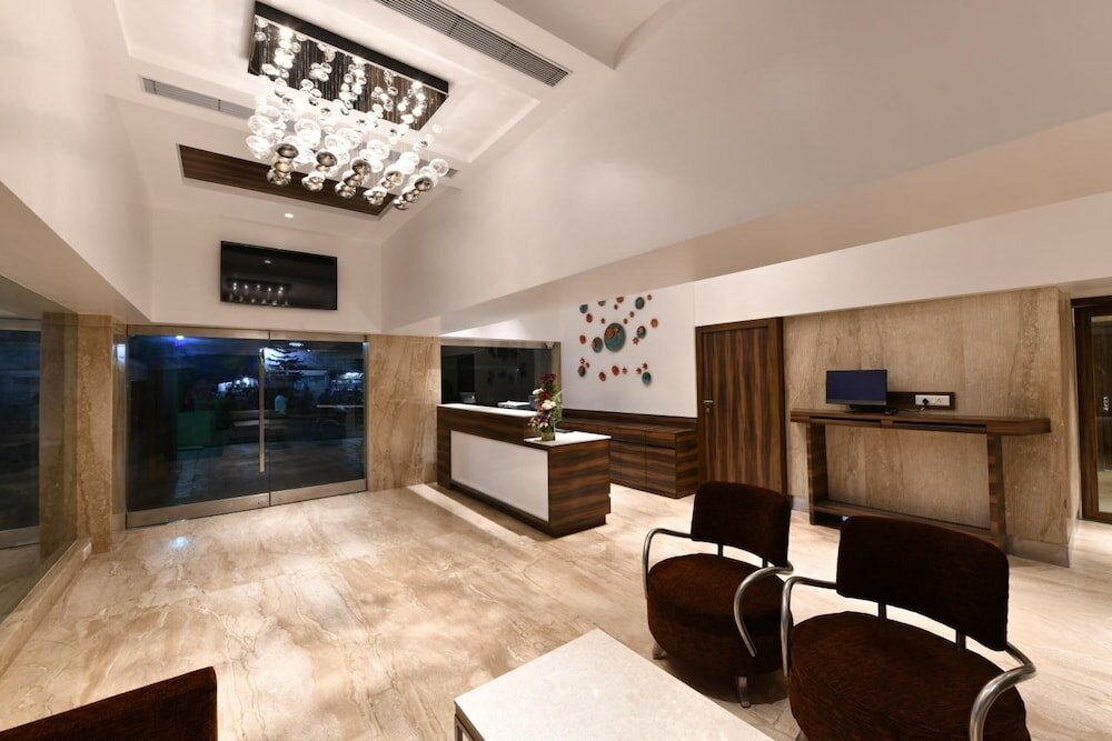 Фото Hotel Leafio Marigold Marol