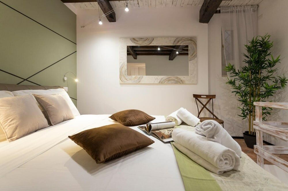 Фото Sofia alla VII coortein trastevere