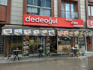Dedeogul pastanesi (İstanbul, Esenler, Çinçindere Cad., 145B), cafe