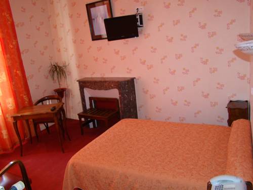 Фото Hotel Au Chapon Fin