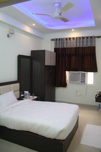 Фото Hotel Golden Sky