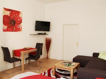 Фото CheckVienna – Apartment Inzersdorferstrasse