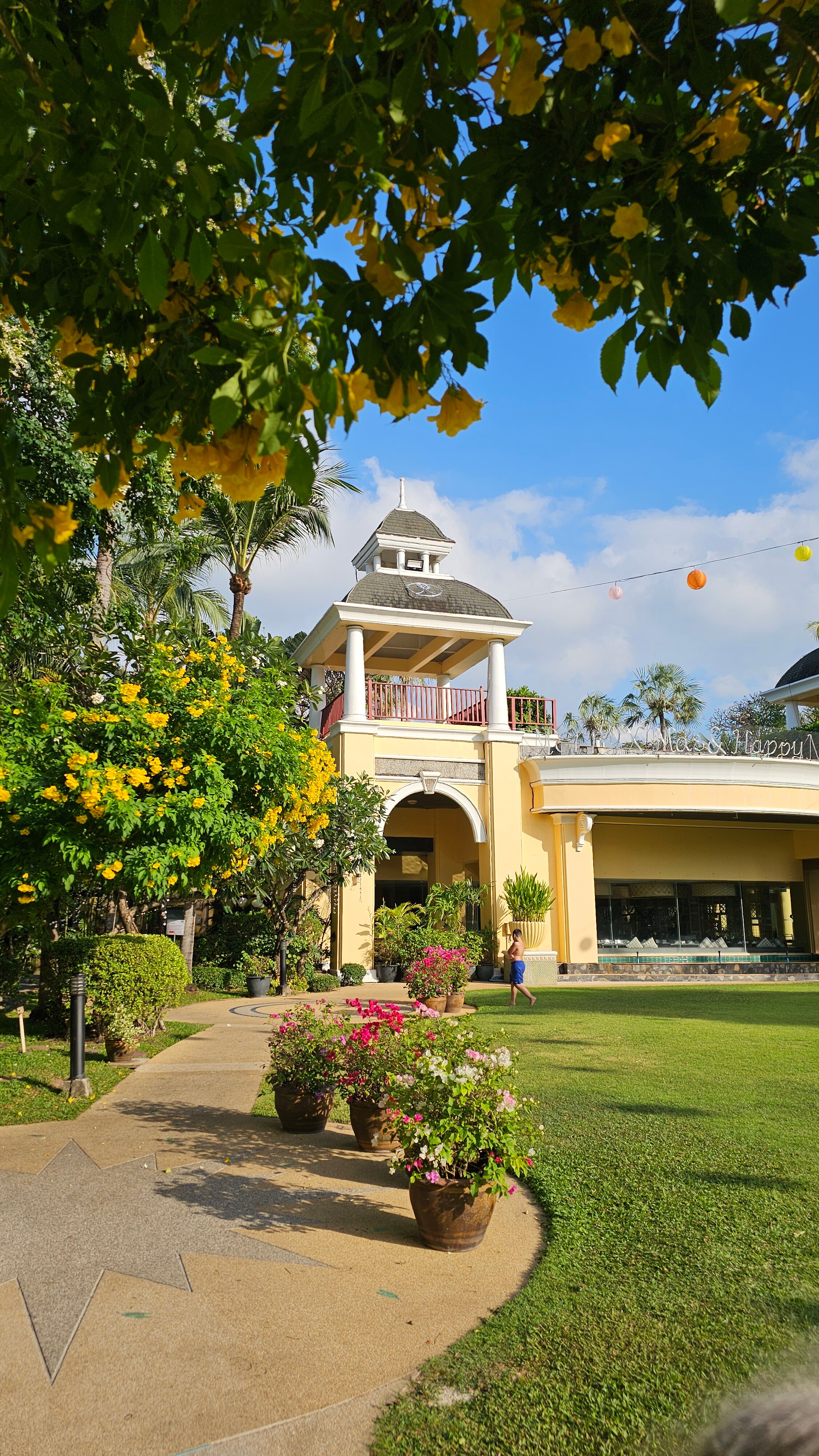 Фото Phuket Graceland Resort and SPA