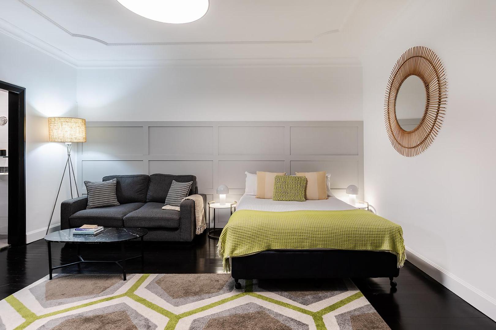 Фото Regents Court