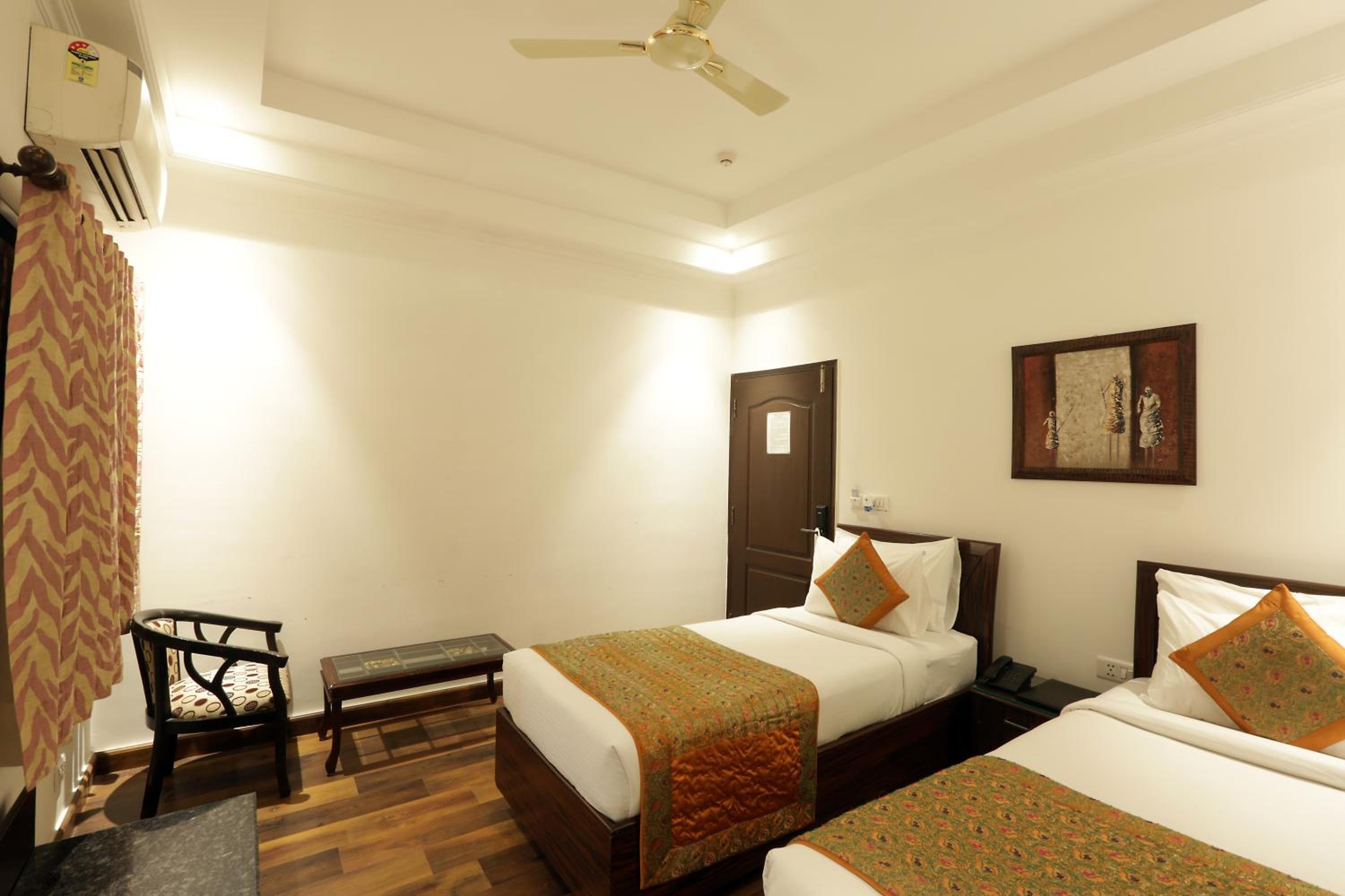 Фото Hotel Le Seasons