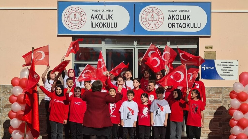 School Akoluk Middle School, Ortahisar, photo