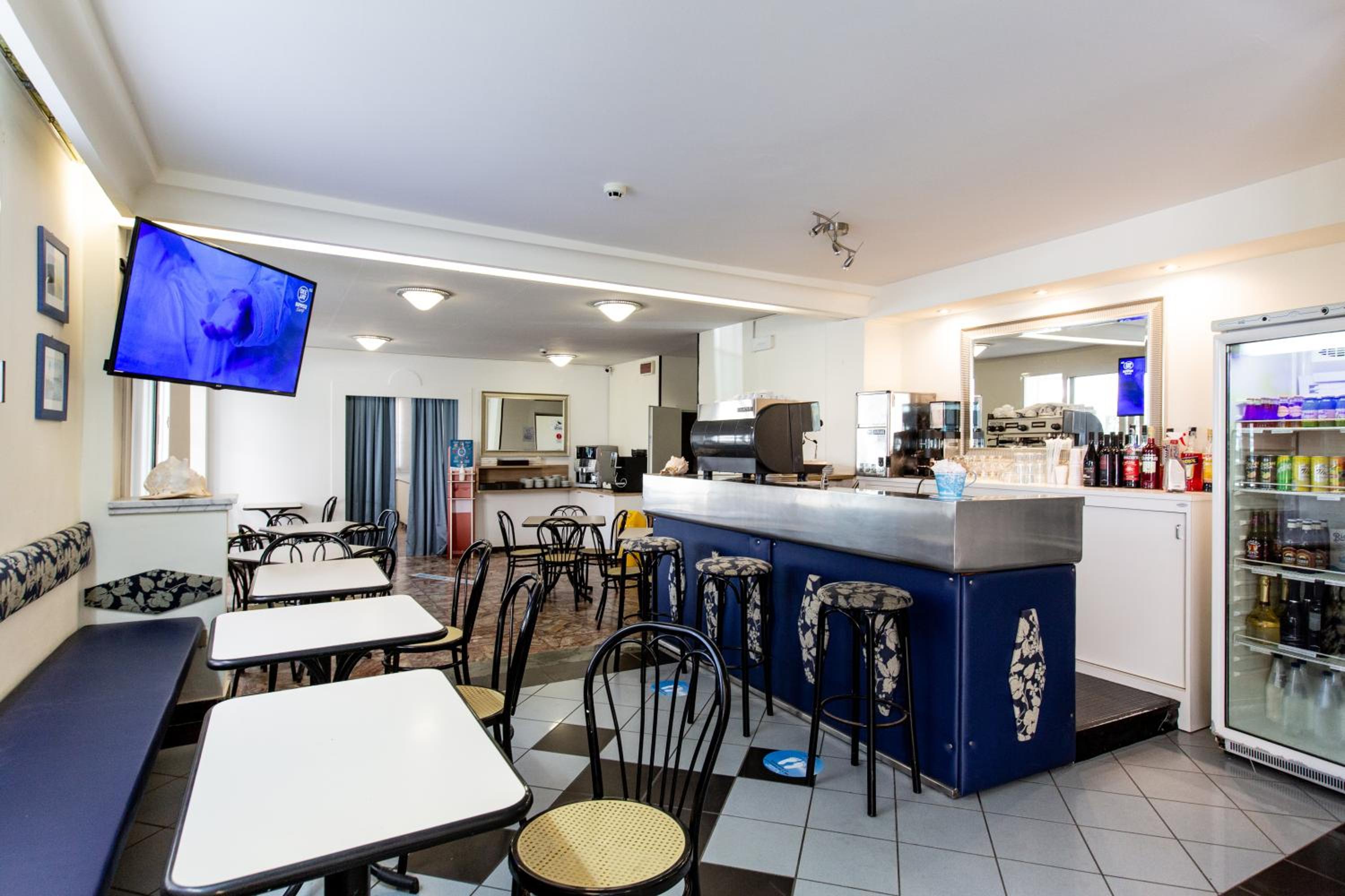 Фото Hotel Christian