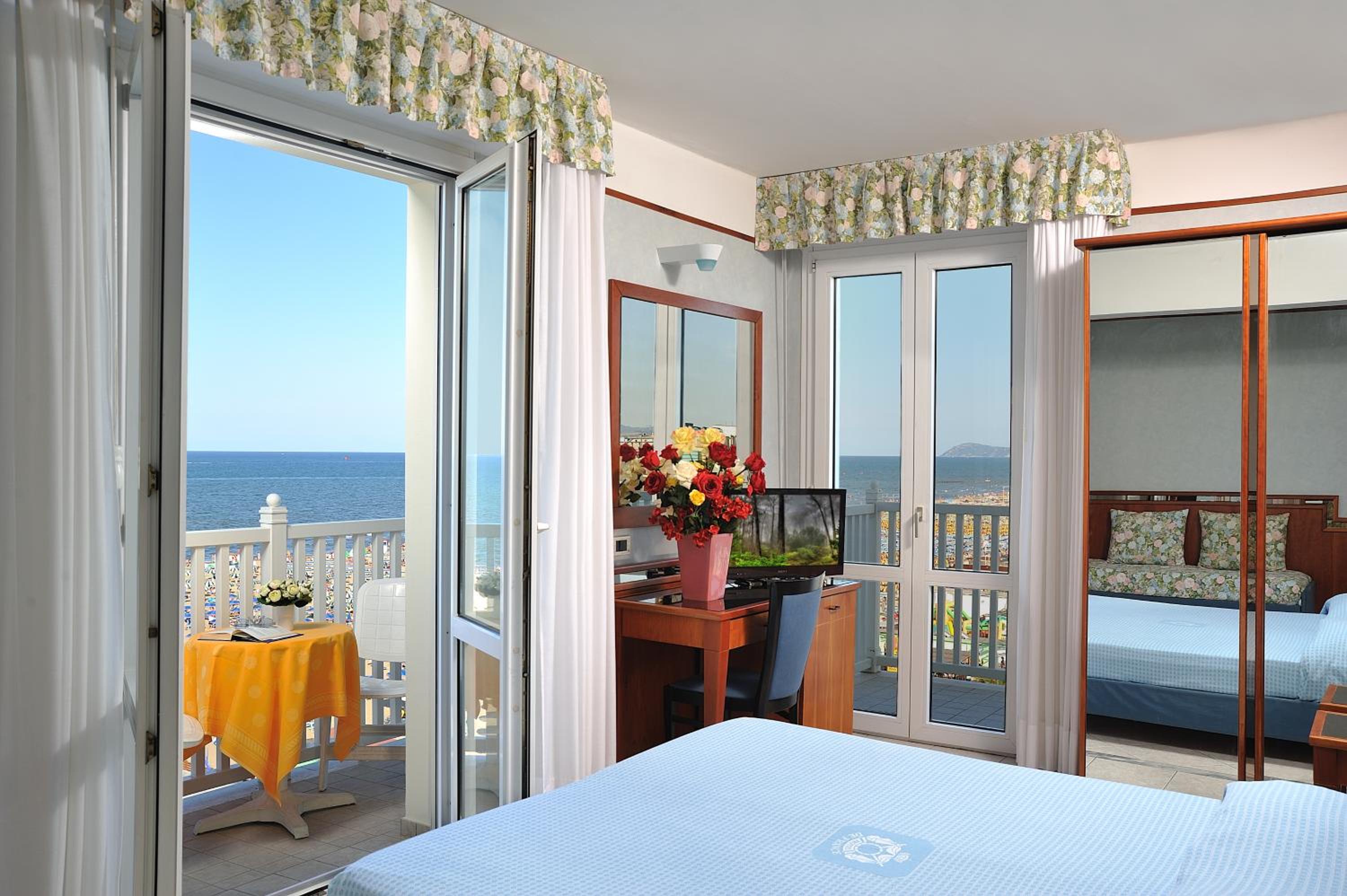 Фото Hotel De France