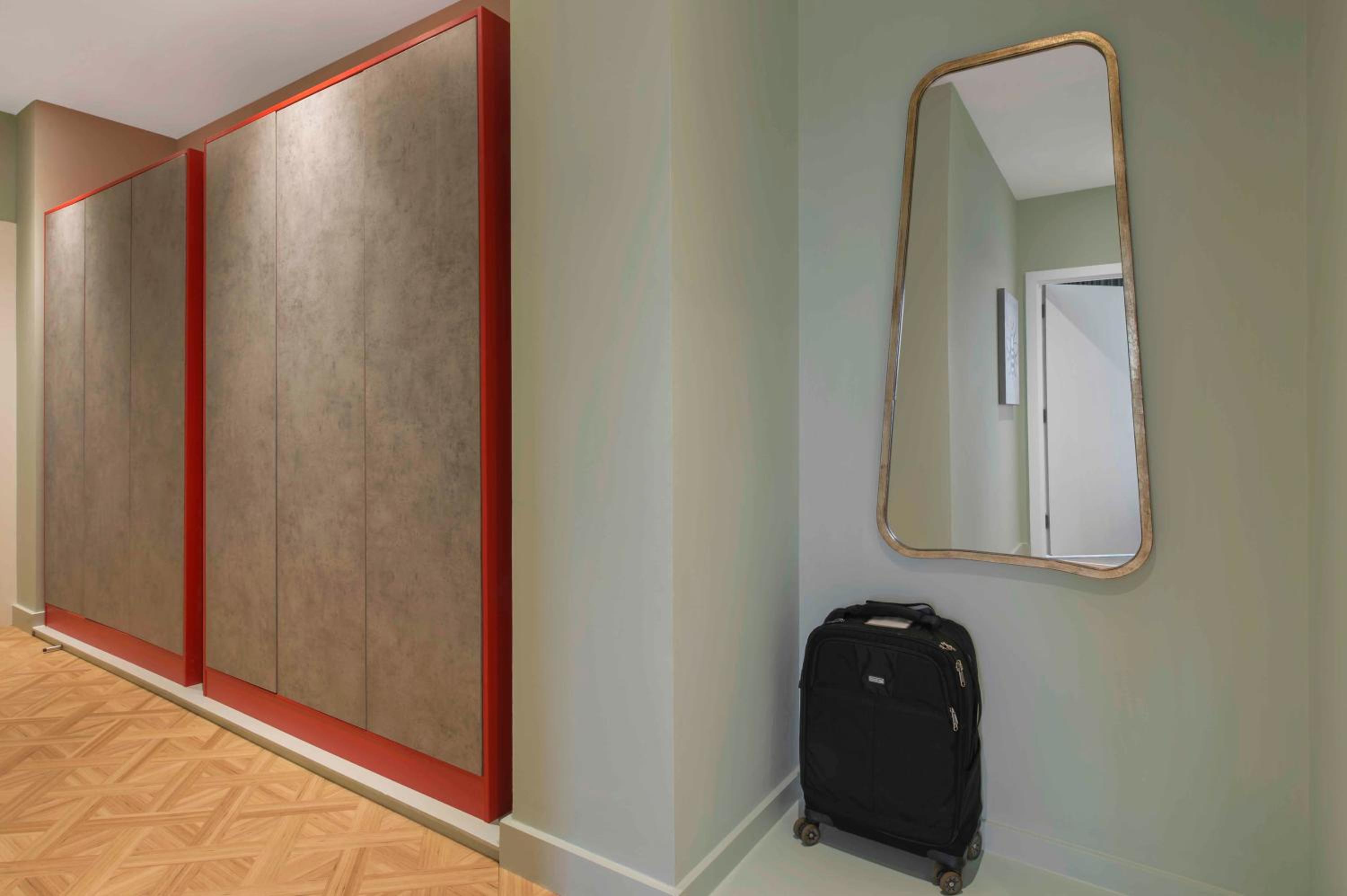 Фото Church Street by Supercity Aparthotels