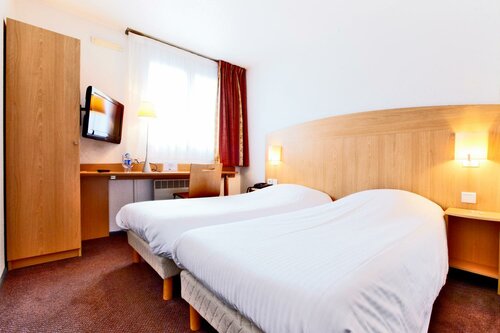 Гостиница Kyriad Mulhouse Nord Illzach