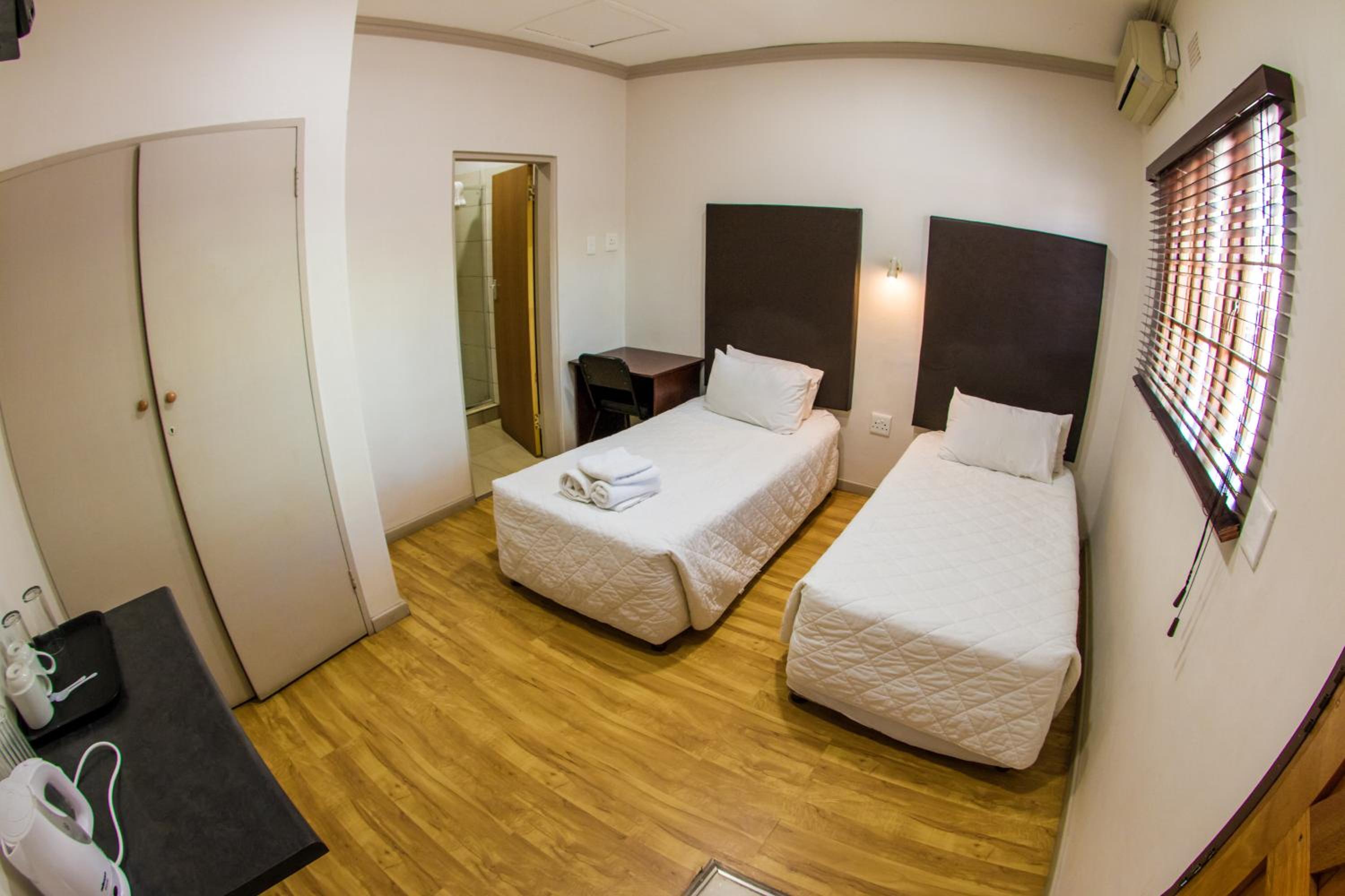 Фото Horseshoe Inn