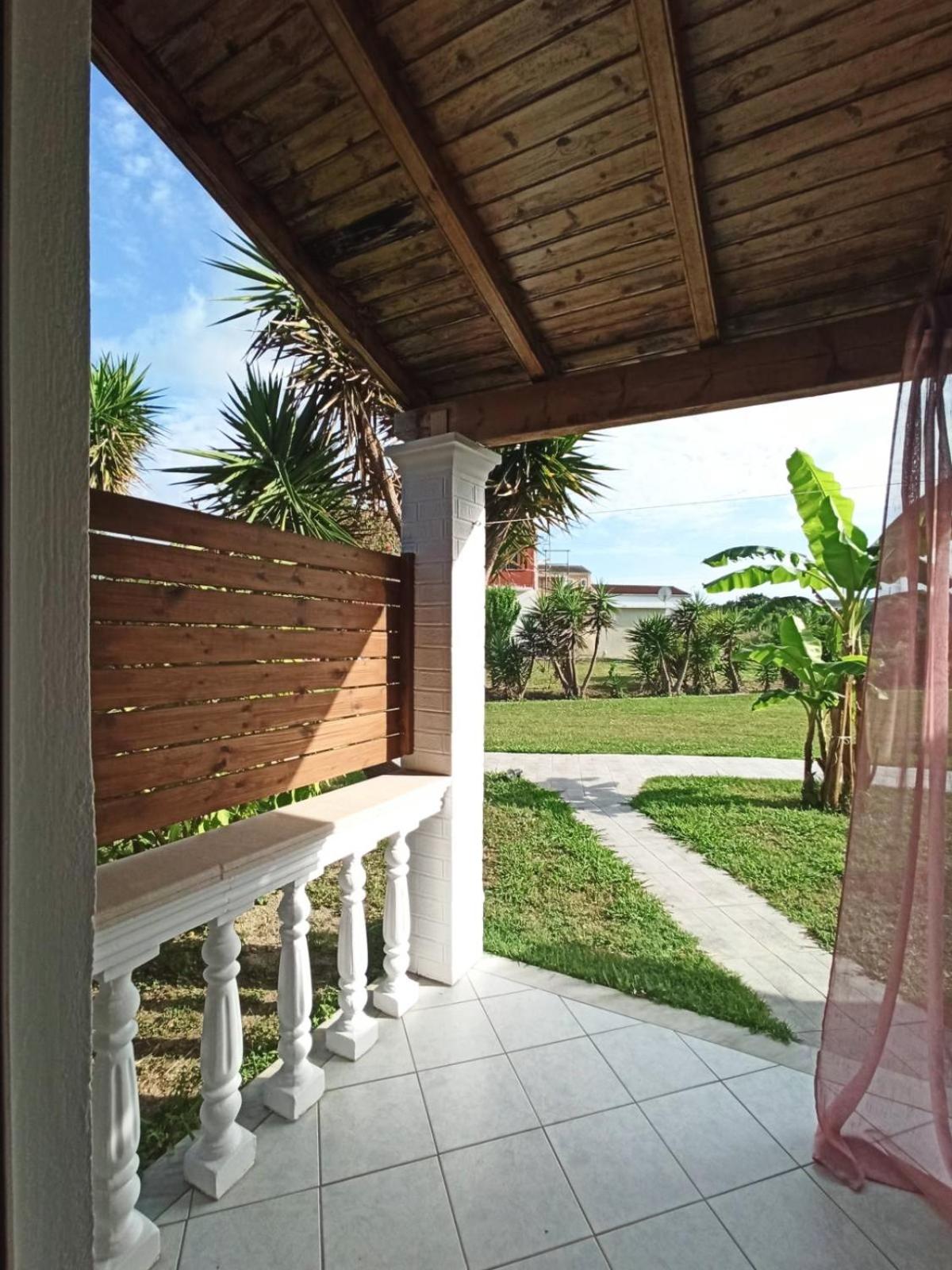 Фото Demis Apartments