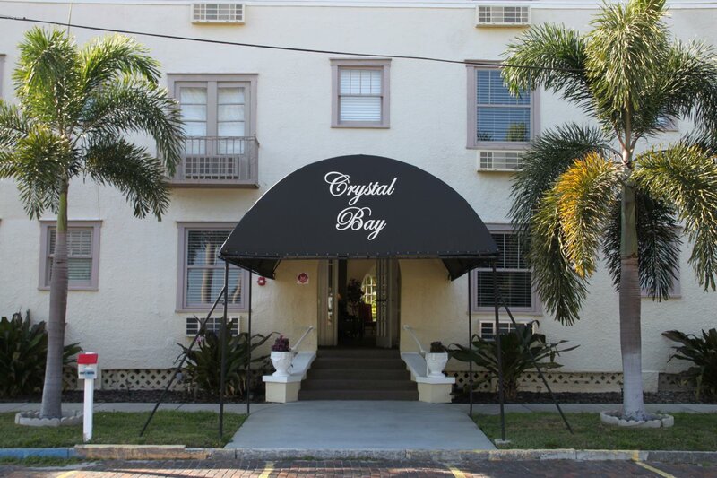 Гостиница Crystal Bay Hotel в Сент-Питерсберге