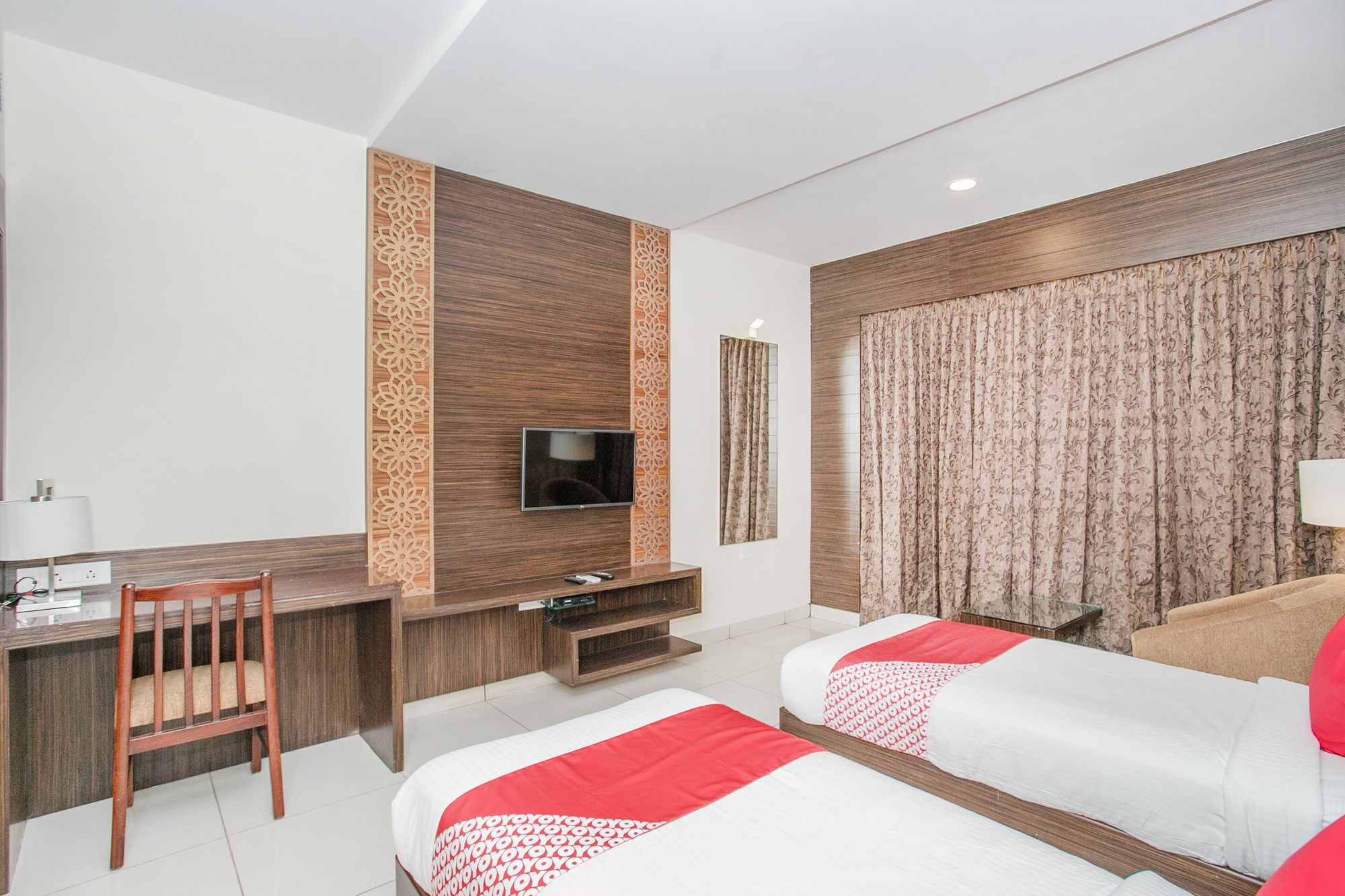 Фото West Fort Hotel