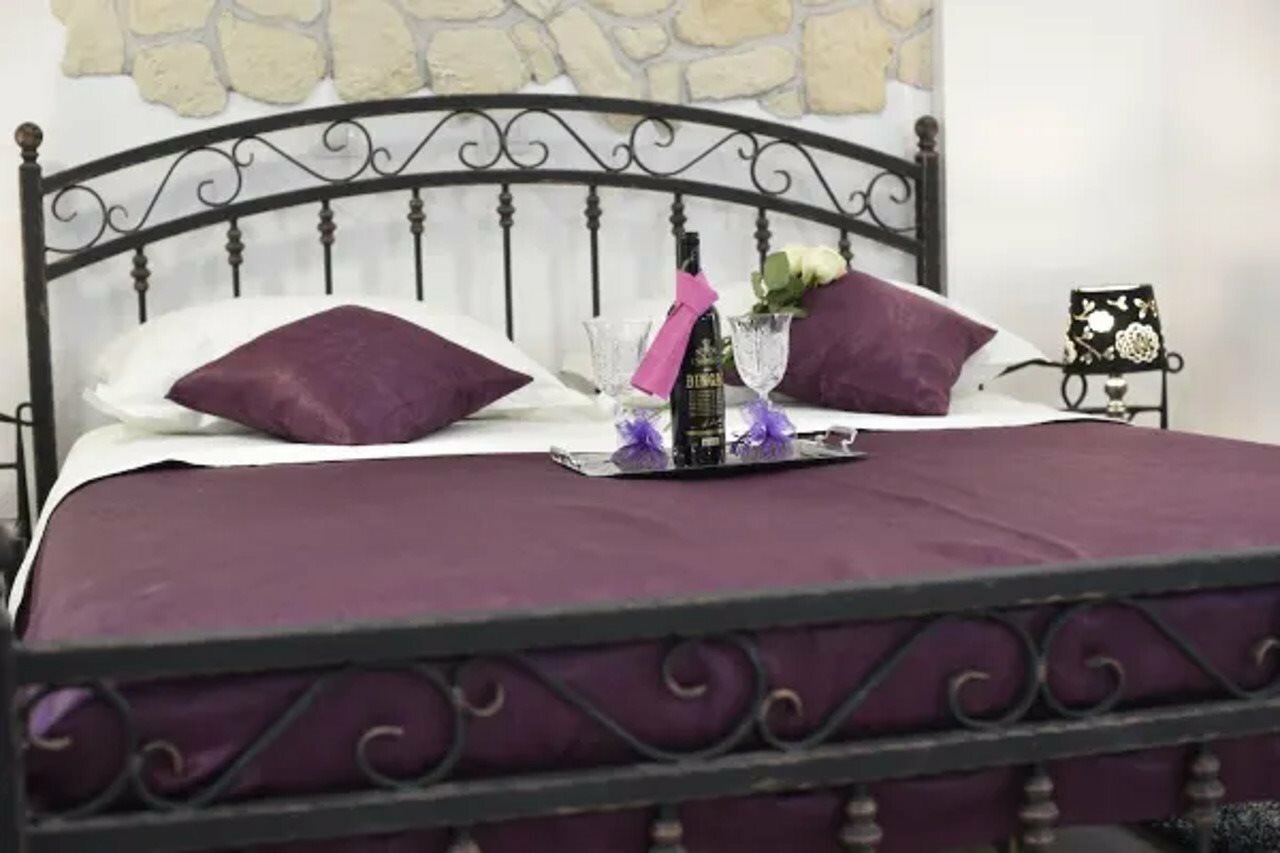 Фото Kuzma Rooms and Apartments