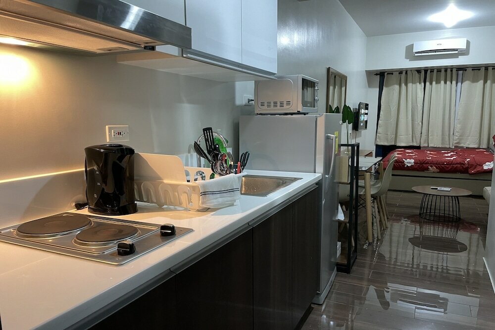 Фото Luxe Air Residences by Makati