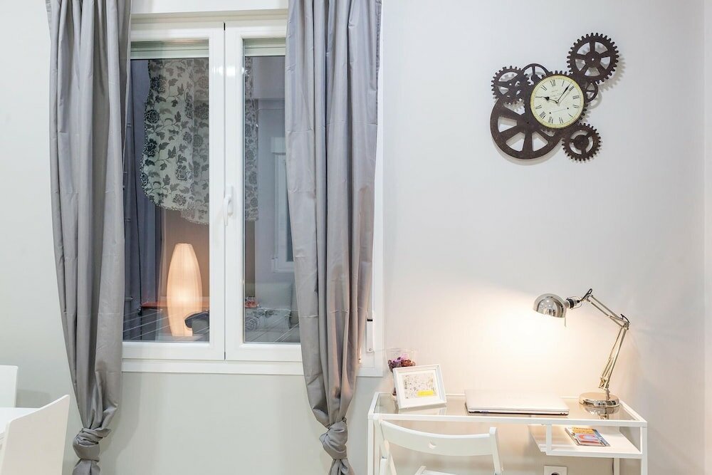 Фото Charming Apt. Historic District - Sol