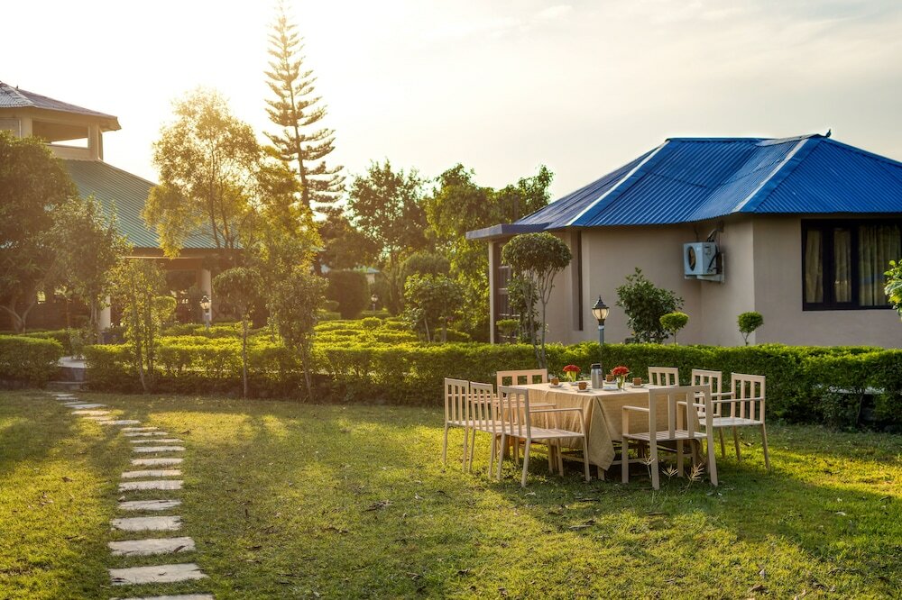 Фото Tusk and Roar Corbett Resort