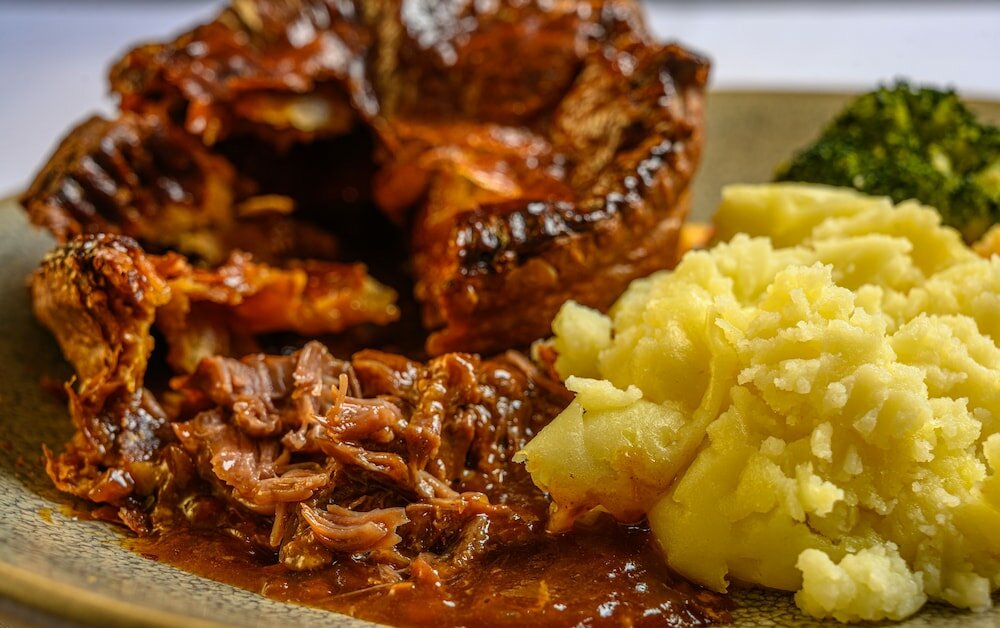 Фото The Dunavon Hotel