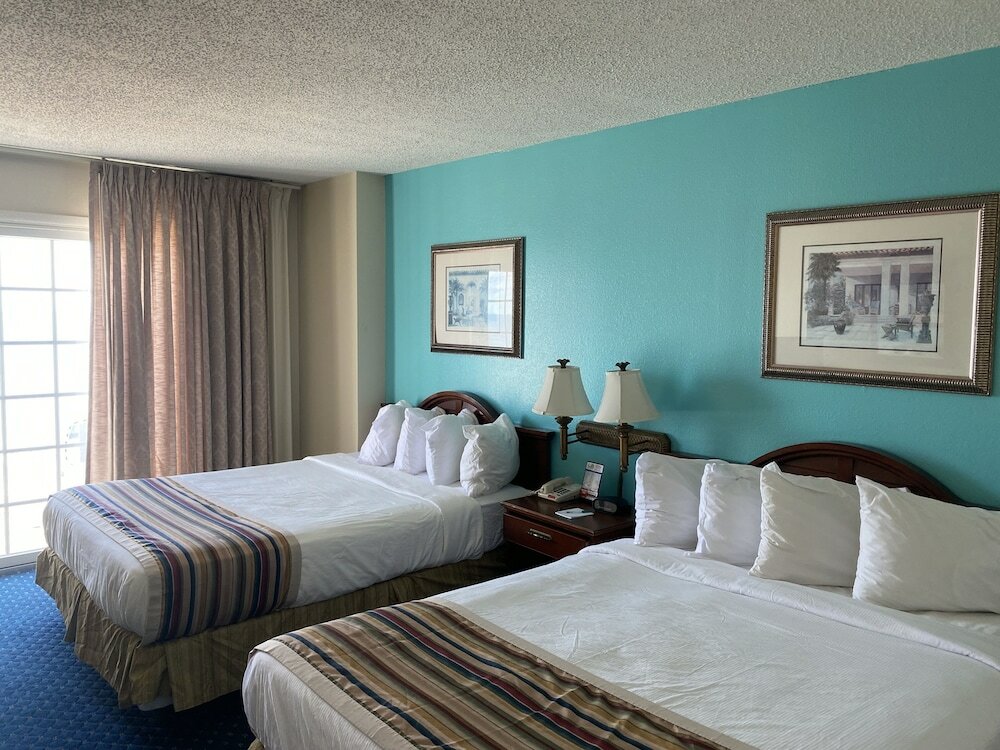 Фото Paradise Plaza Inn