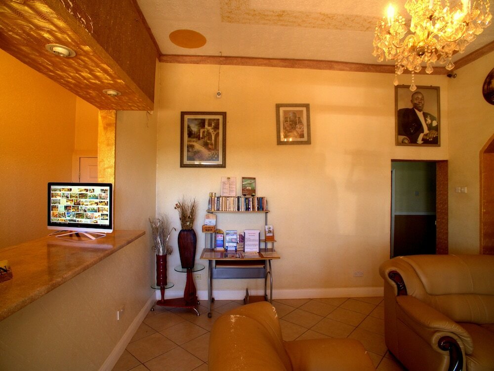 Фото Executive Airport Hotel