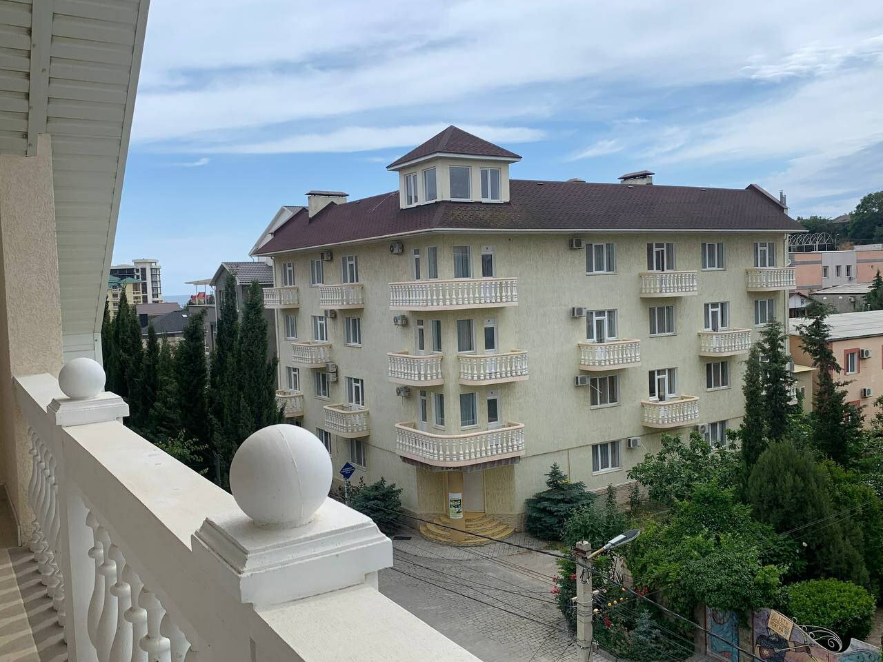 Фото отеля 3