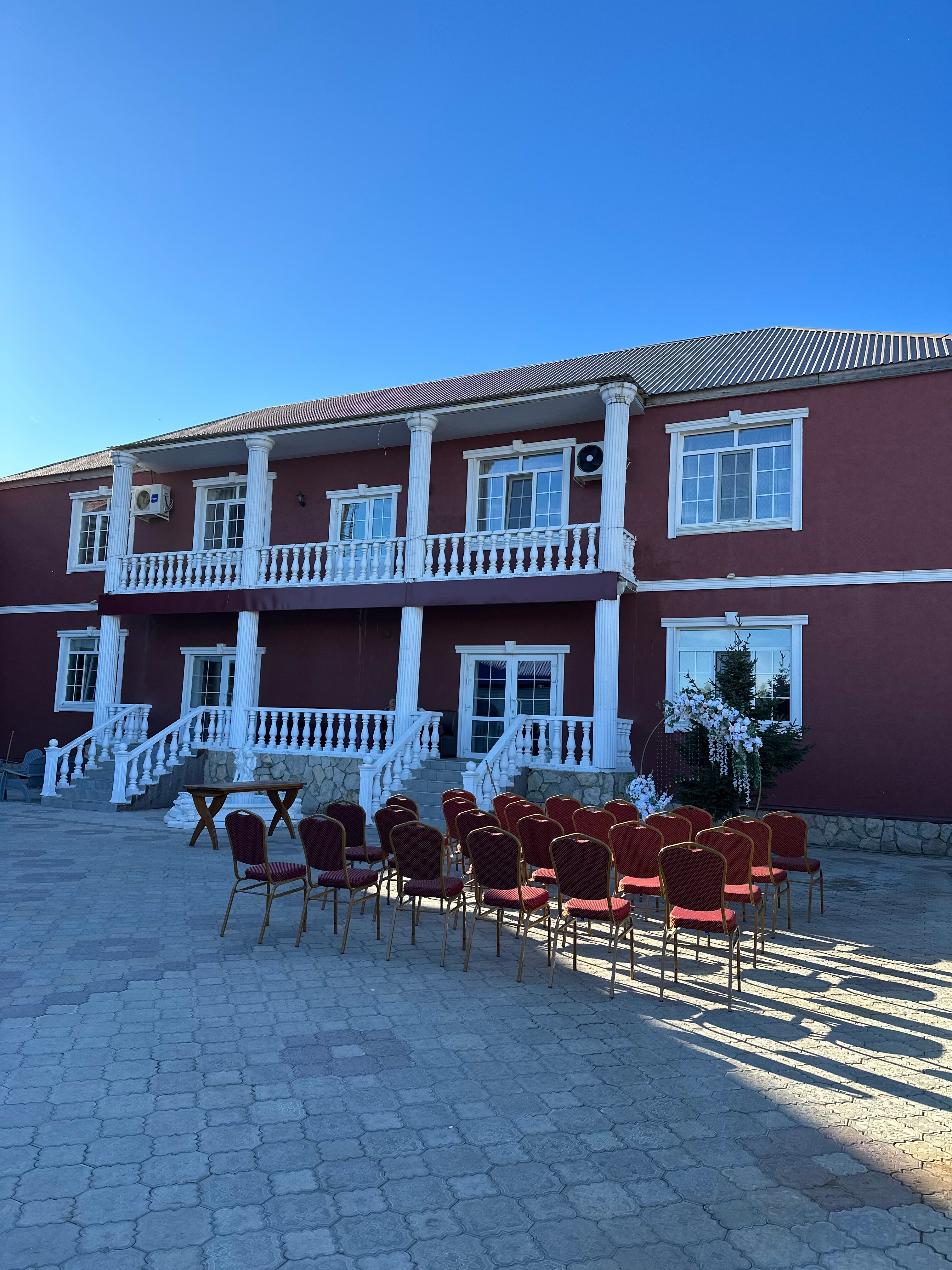 Фото Империя