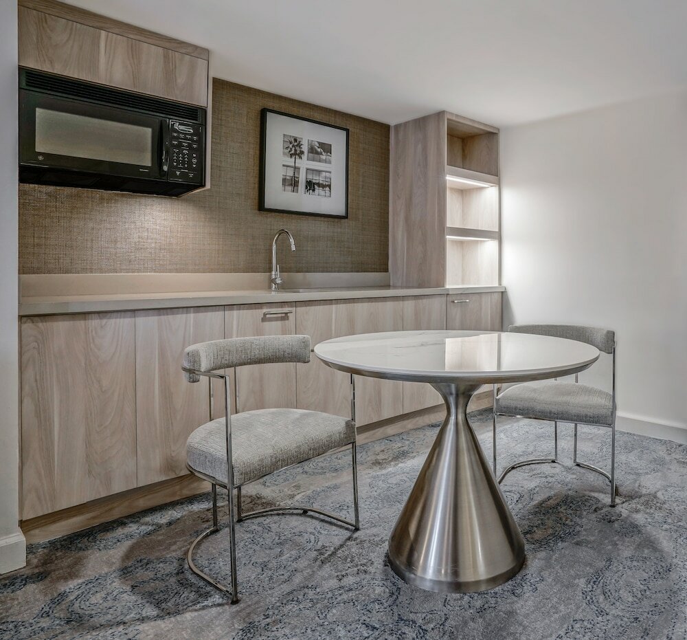 Фото Hotel Amarano Burbank - Hollywood