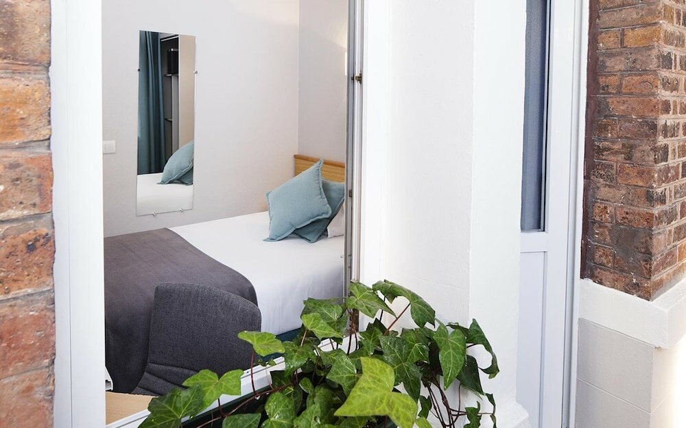 Фото Hotel des Roys Versailles