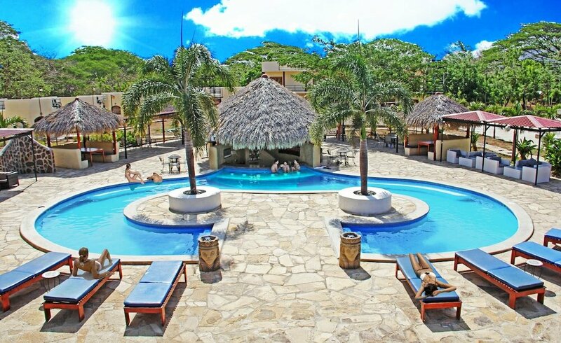 Гостиница Surf Ranch Hotel & Resort