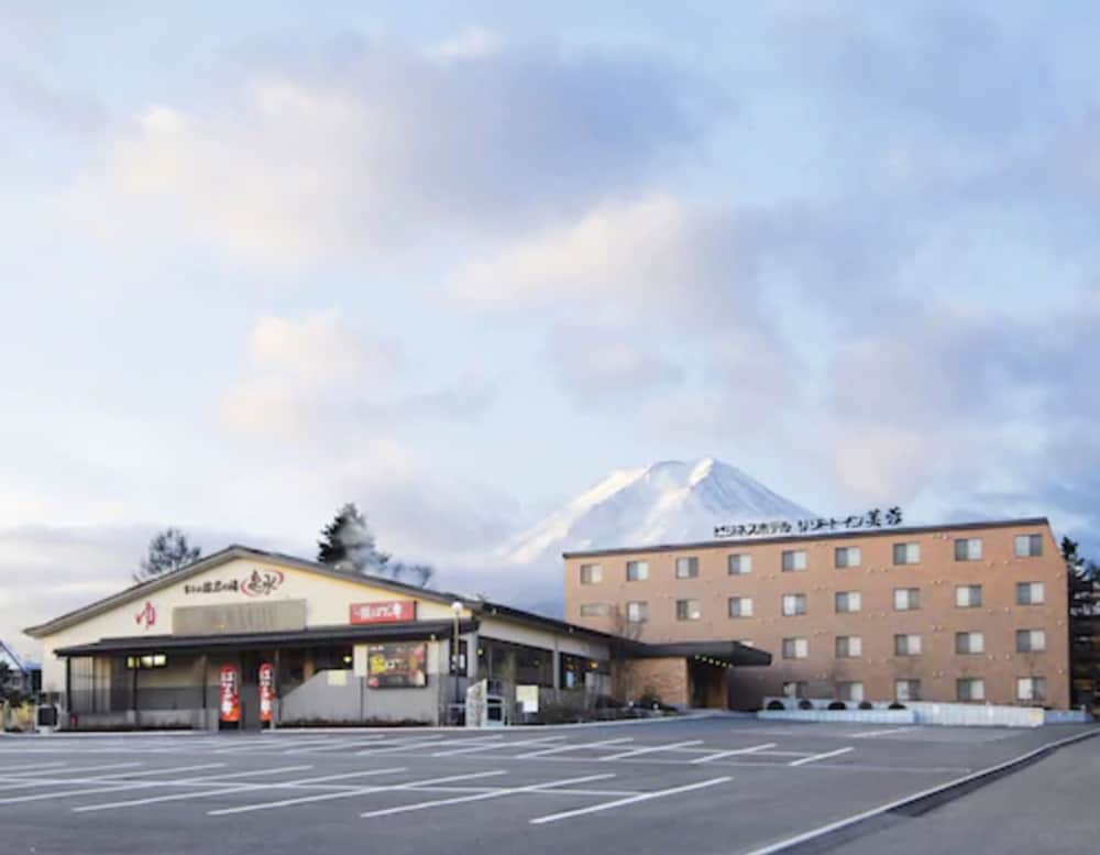 Фото Resort Inn Fuyo Kawaguchiko Inter store
