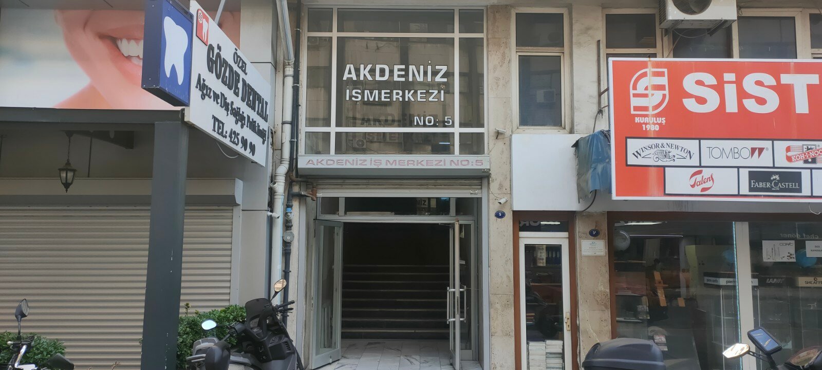Anka Tirnak Stuedyosu Protez Tirnak